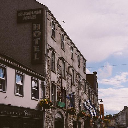 The Farnham Arms Hotel Cavan Kültér fotó