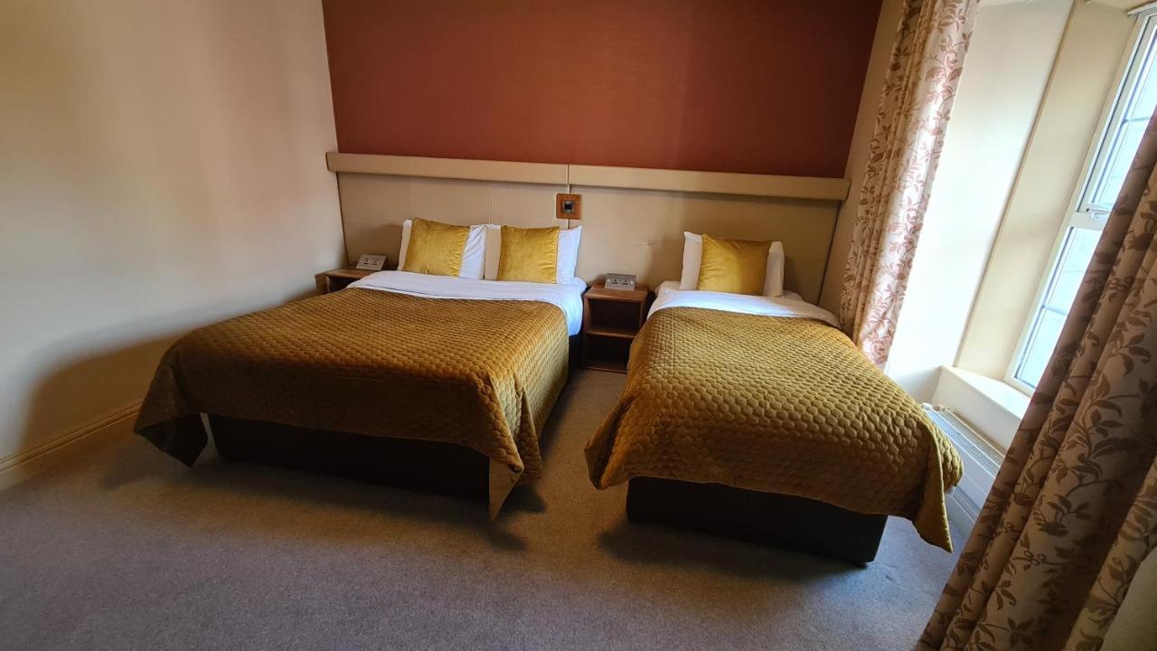 The Farnham Arms Hotel Cavan Kültér fotó