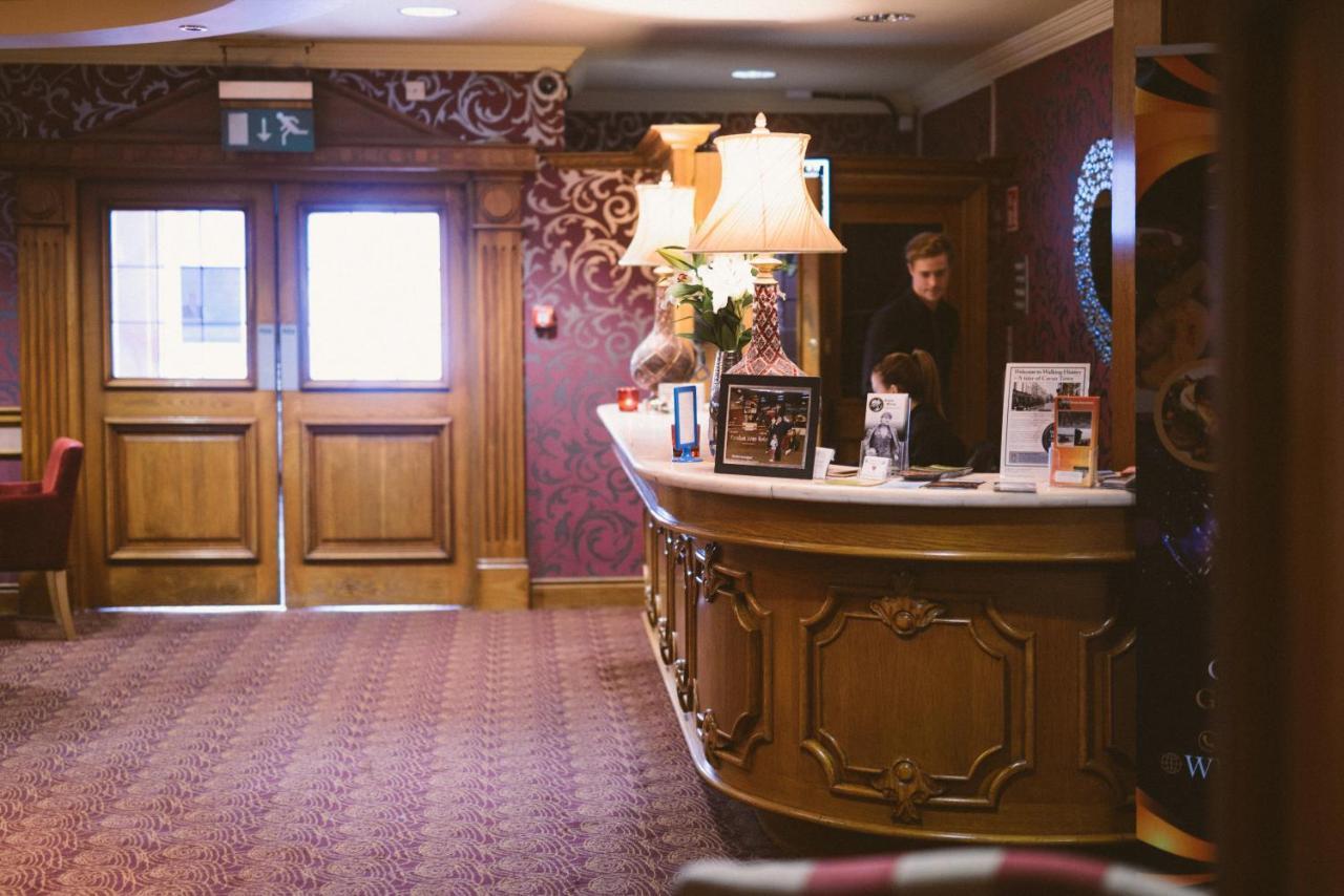 The Farnham Arms Hotel Cavan Kültér fotó